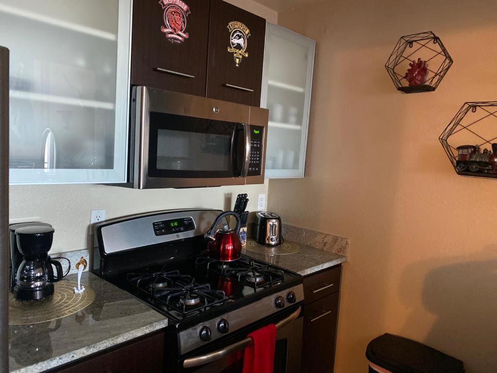 Mario, Harry Potter, Disney & Not Themed Loft Universal Studios 10Min Loft Apartment 洛杉矶 外观 照片