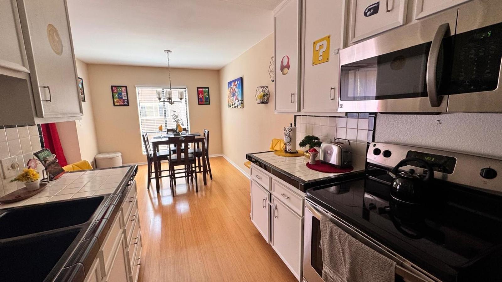 Mario, Harry Potter, Disney & Not Themed Loft Universal Studios 10Min Loft Apartment 洛杉矶 外观 照片
